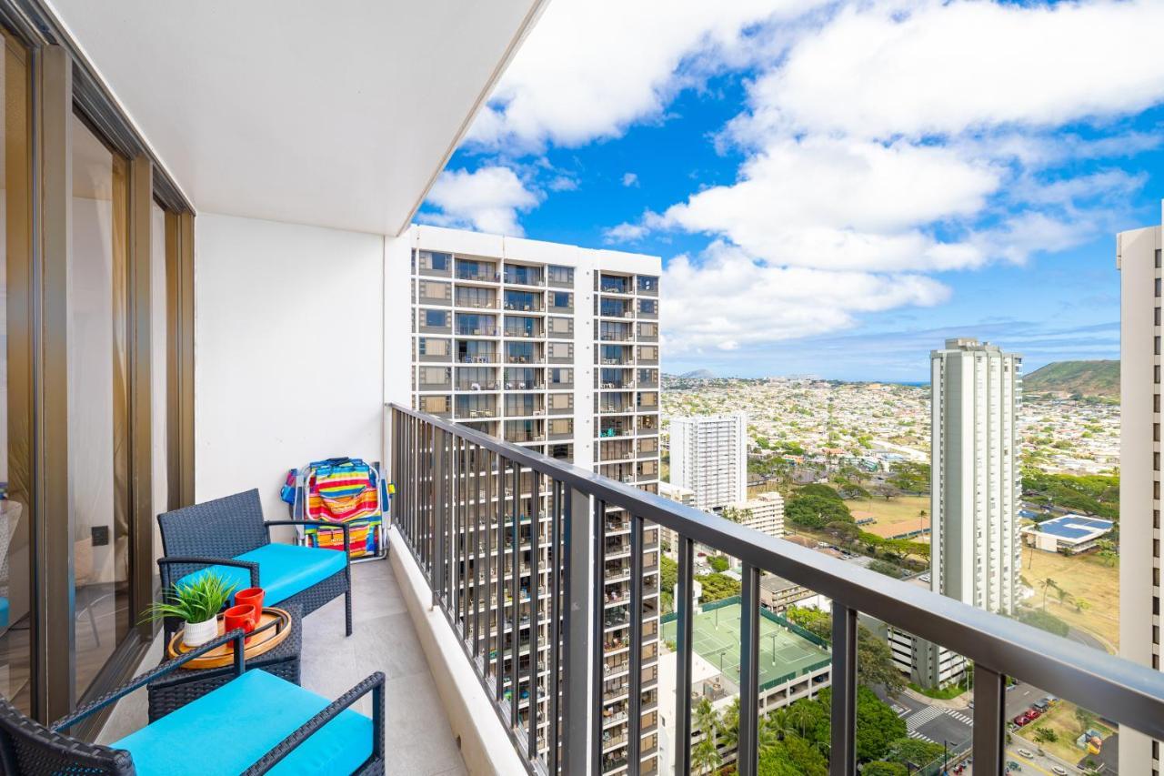 Ocean & Diamond Head Views - Near Beach - Parking! Honolulu Buitenkant foto