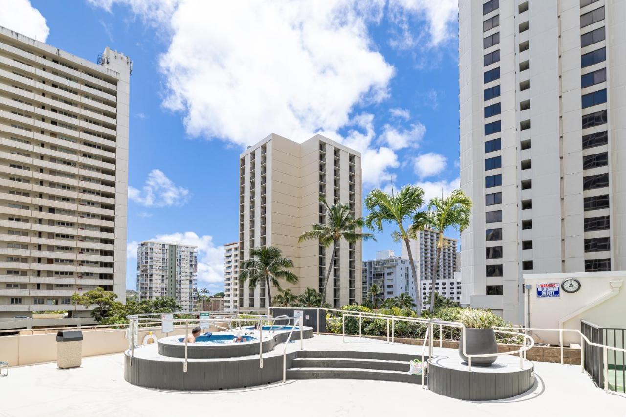 Ocean & Diamond Head Views - Near Beach - Parking! Honolulu Buitenkant foto