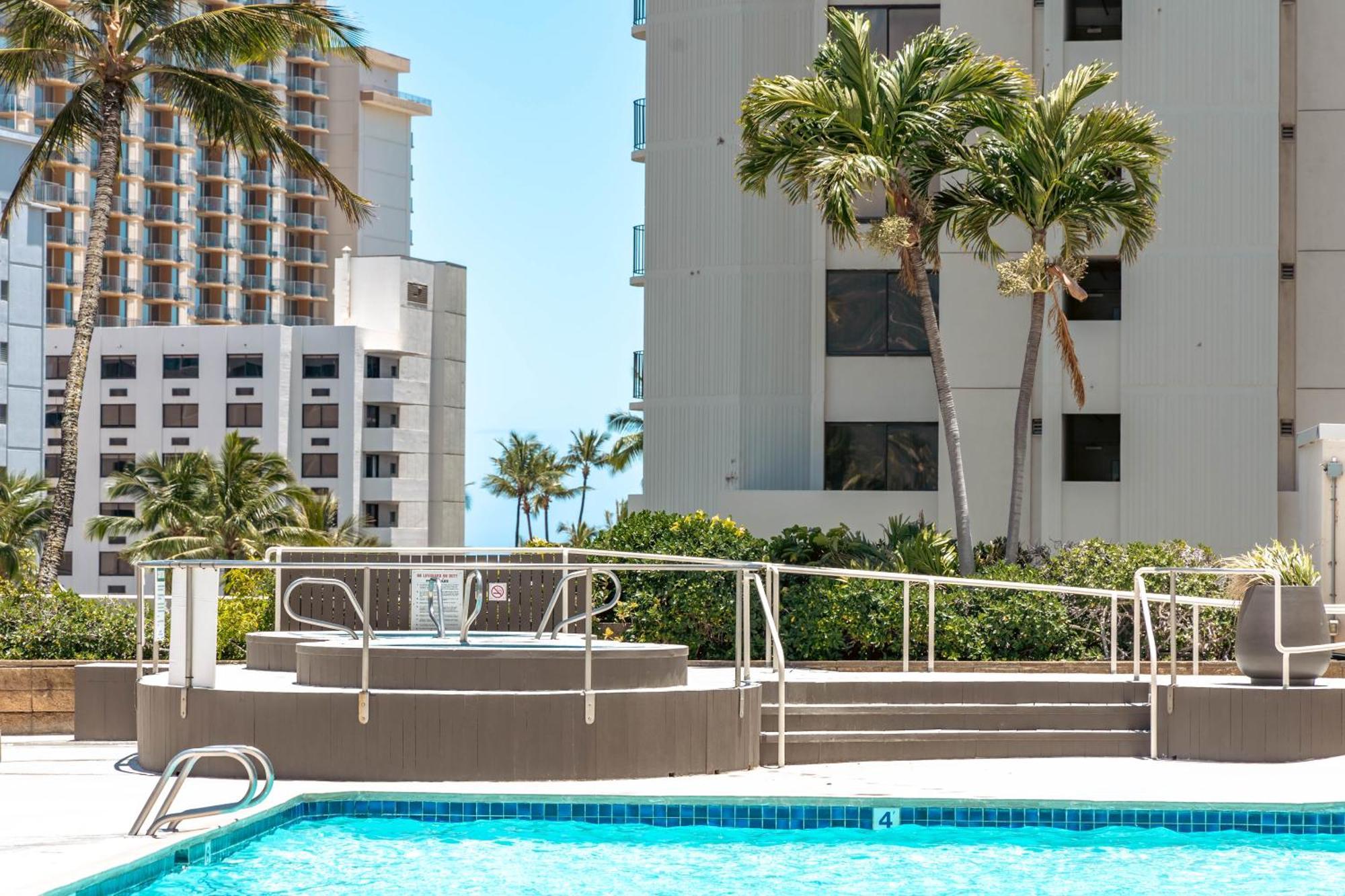 Ocean & Diamond Head Views - Near Beach - Parking! Honolulu Buitenkant foto